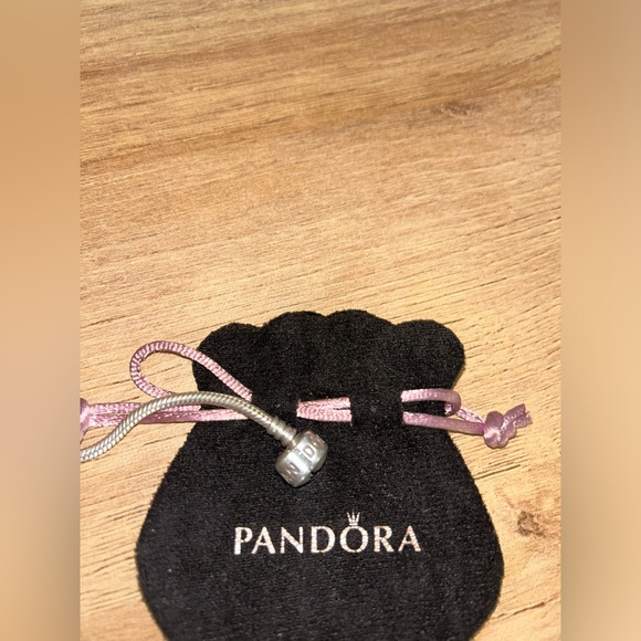 pandora bracelet - Picture 4 of 7